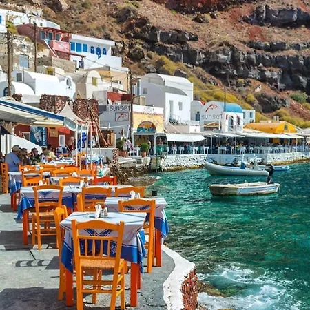 Fisherman's Nest In Ammoudi Bay/oia * Ия